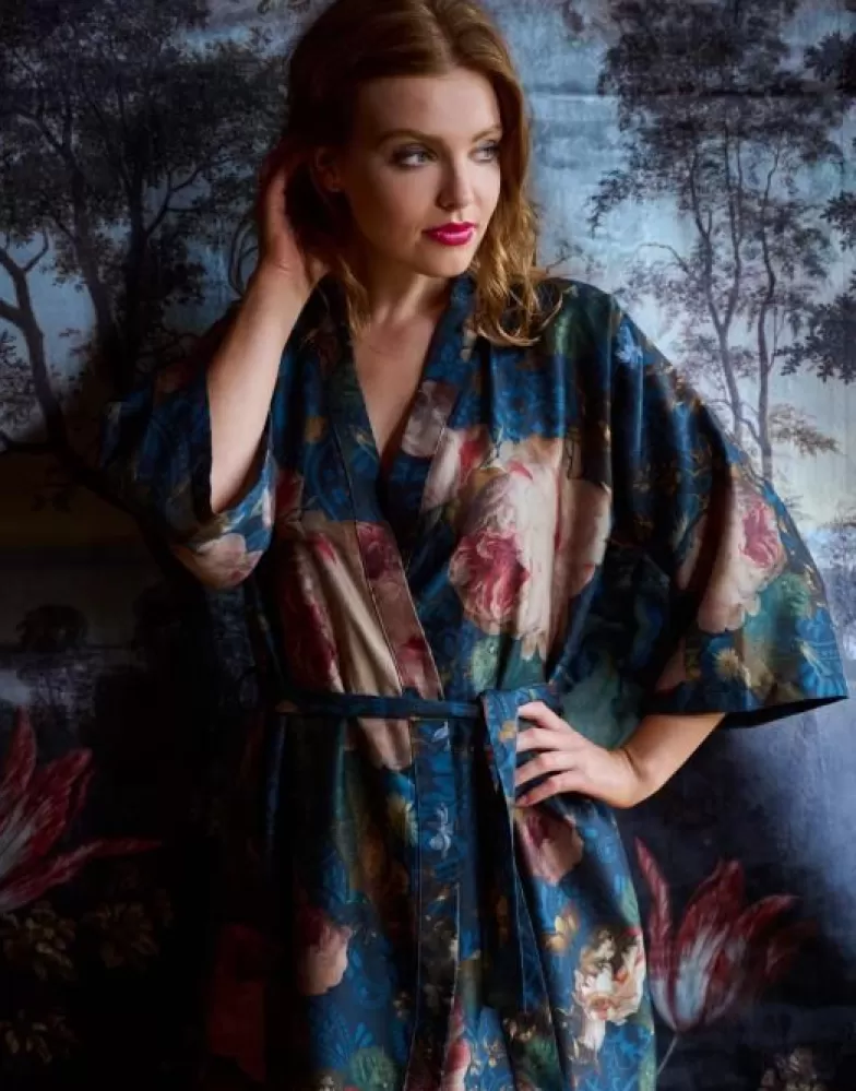 ESSENZA Kimono's- Jula Gallery Of Roses Kimono Nightblue L Blauw