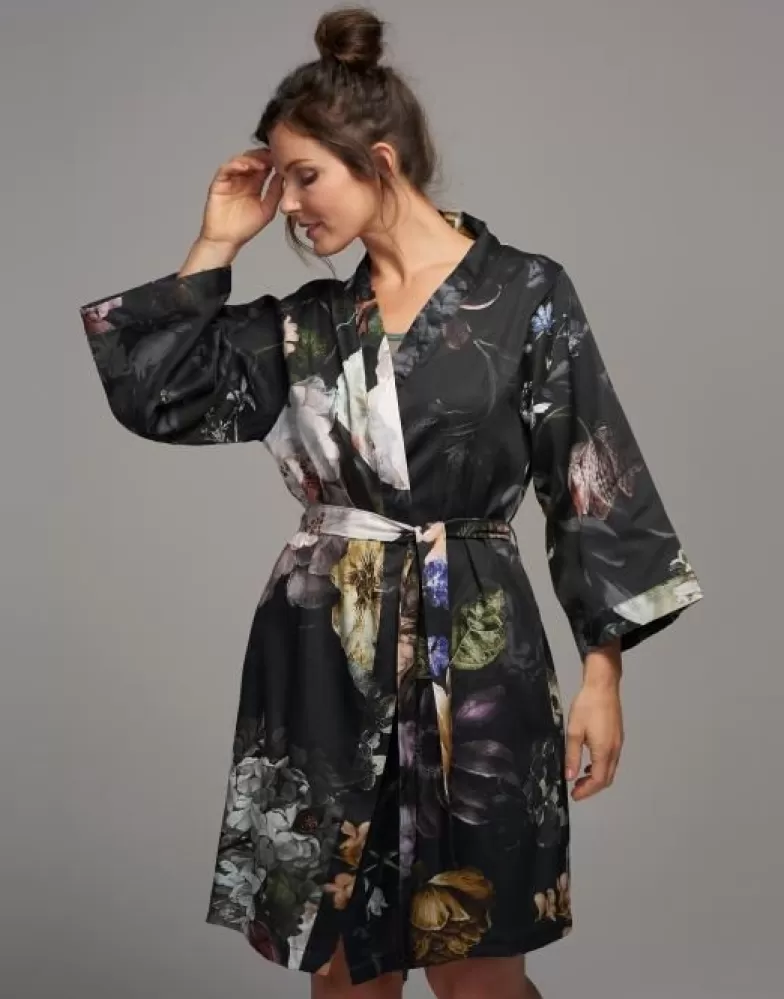 ESSENZA Kimono's- Sarai Fleur Festive Blooming Black Kimono L Zwart